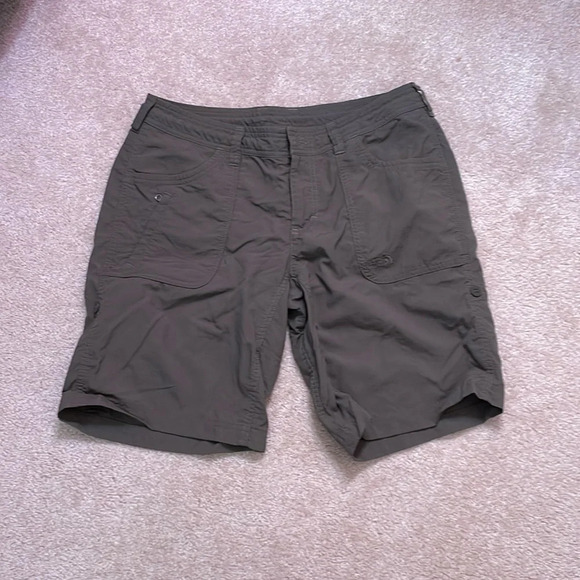 The North Face shorts - Picture 1 of 3